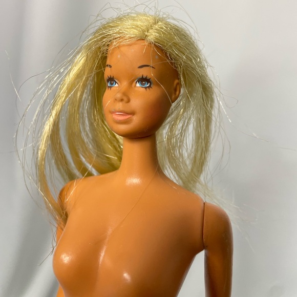 VTG early 1970s Malibu Barbie (w/ boots) - Picture 8 of 14